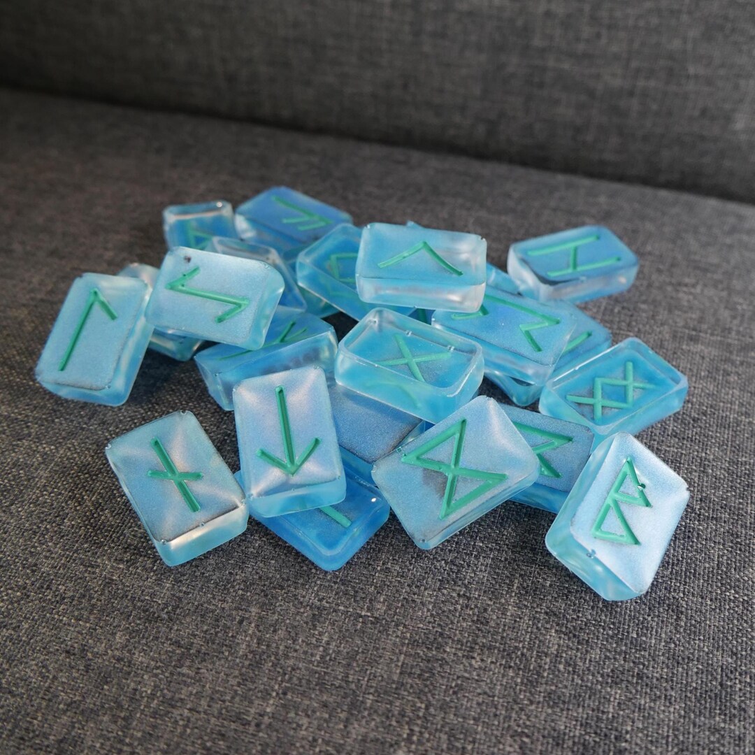 Blue & Green Elder Futhark Nordic Rune Set - Etsy