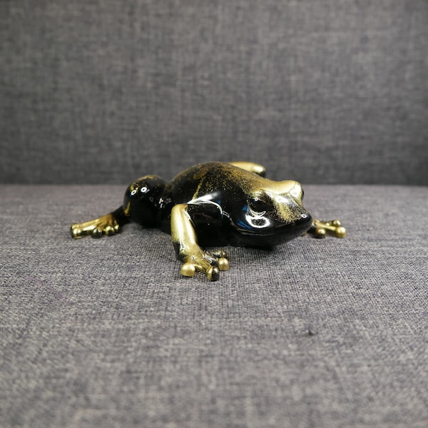 Leaper - Black & Gold Resin Frog