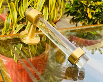 Brushed Brass & Lucite Toilet Paper Holder – Modern Bathroom Fixture