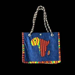 Bolsos para mujer del Mercado de Artesanía Africana. Bolsos multiusos, bandoleras, bolsos tote, bolsos de viaje, bolsos de compras, carteras y más.