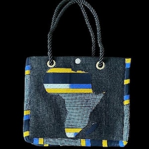 Bolsos para mujer del Mercado de Artesanía Africana. Bolsos multiusos, bandoleras, bolsos tote, bolsos de viaje, bolsos de compras, carteras y más.