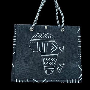 Bolsos para mujer del Mercado de Artesanía Africana. Bolsos multiusos, bandoleras, bolsos tote, bolsos de viaje, bolsos de compras, carteras y más.