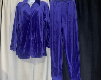 Conjunto de terciopelo morado de Diane Von Furstenberg, The Color Authority, talla pequeña