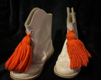 Biltrite Childrens Leather Boots  Vintage 1950's Folk Legend Size 10