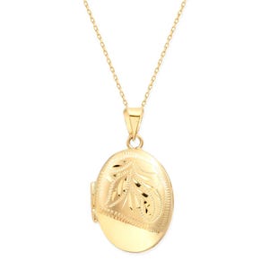 Colar com medalhão oval em ouro amarelo 14K: pingente com foto de família