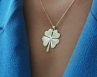 Four Leaf Clover Necklace* 14K Clover Gold Pendant For Women Birthday Gifts* For Mother Clover Gold Necklace Christmas Gifts* Clover Gifts