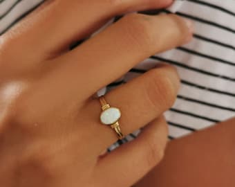 Opal Oval Ring* 14K Dainty Solid Gold Opal Ring For Women Birthday Jewelry* For Mother Delicate Opal Ring Everyday Jewelry