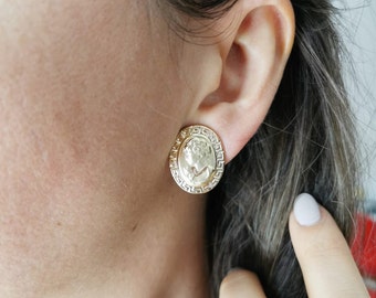 Cameo Earrings* 14K Gold Cameo Earrings For Women Birthday Gifts* Cameo Earrings Vintage Mother Earrings Everyday Jewelry* Chrstmas Gifts