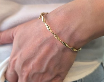 Spiral Gold Tube Bangle 14K Gold Plain Bangle For Women Birthday Gifts 5.3 Mm Hinged Bangle Bracelet for Everyday Gifts Yellow Solid Gold