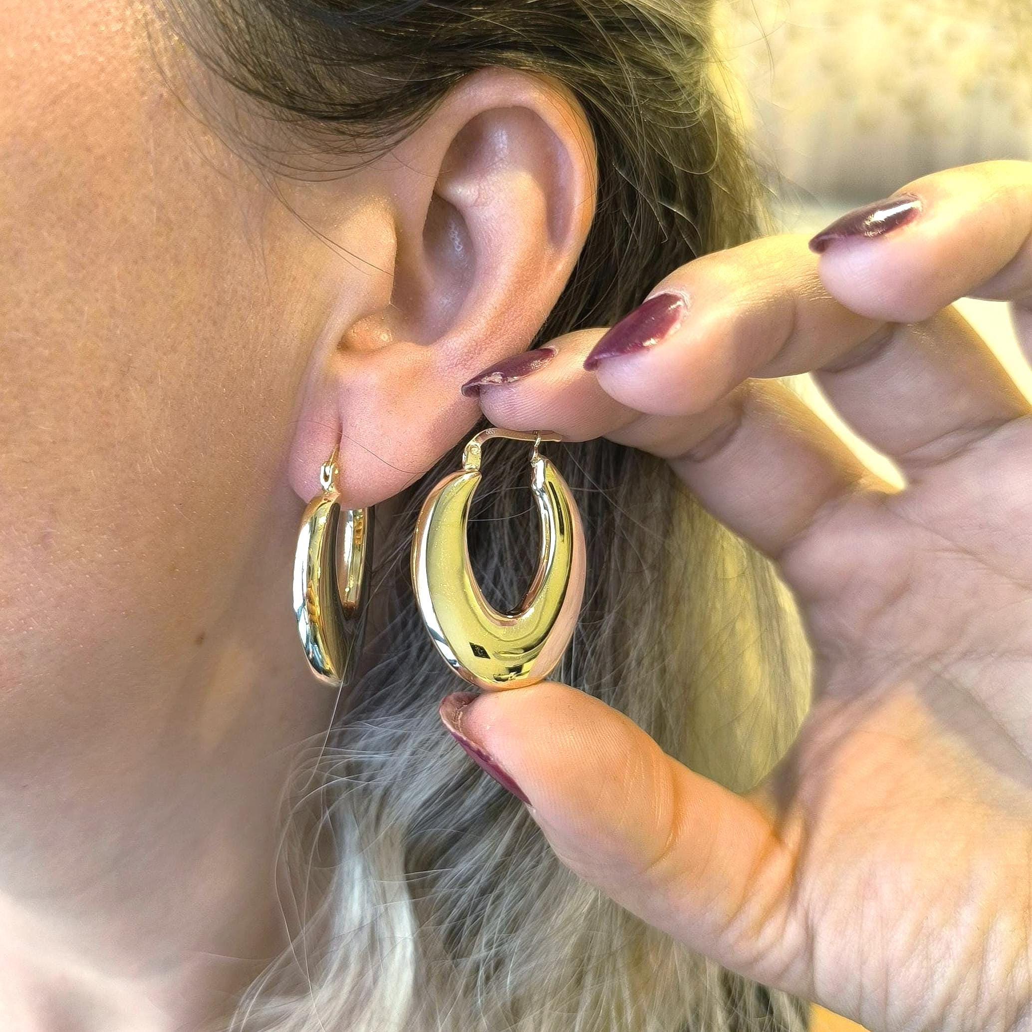 14K Gold Oval Hoop Earrings: Classic Everyday Jewelry,