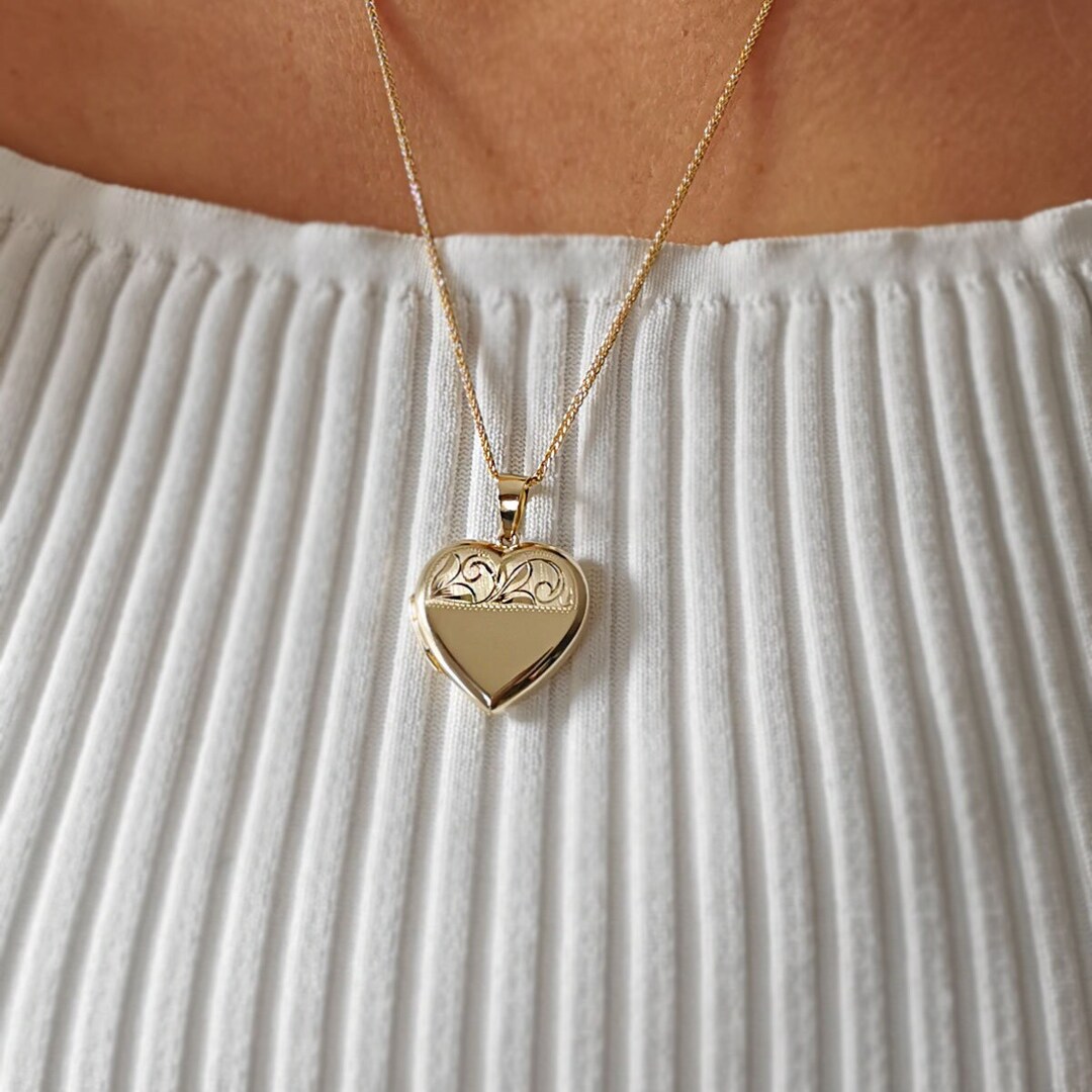 Heart Locket Necklace 14K Dainty Gold Locket Pendant for Women Mothers
