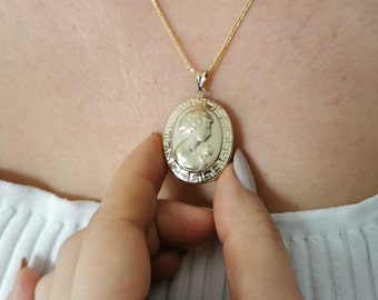 Cameo Pendant* 14K Gold Cameo Pendant Women Birthday Gifts* Mother Cameo Gold Pendant Everyday Jewelry* Mothers Day Gifts* Christmas Gifts
