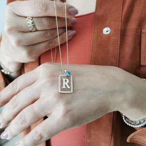 Collar con letras * Collar con letras de oro de 14 quilates para mujeres, regalos de cumpleaños * Colgante con letras para novias * Colgante con dije de letras, regalos de Navidad