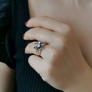 Mystic Flower 14K Gold Ring: Pear Cubic Zircon Jewelry