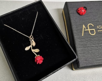 Rose Necklace* 14K Gold Rose Stone Pendant For Lovers Birthday Gift* For Mothers Day Rose Flower Charm Christmas Gifts* Valentines Day Gifts
