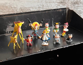 Vintage Disneykins, Tinykins, Collectables, Bambi, Minnie Mouse, Daisy Duck, Pinocchio, Figaro, Alice, Thumper