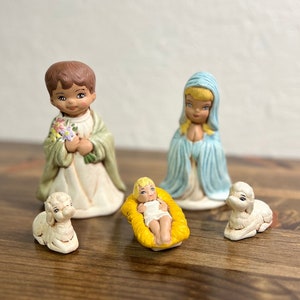 Vintage Handmade Nativity Set, Mary, Joseph, Baby Jesus, Lambs