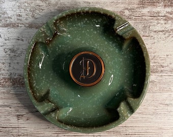 Vintage Monogram Popielniczka, D, Hyde Park, Ceramiczna Popielniczka, Midcentury Modern, Old English