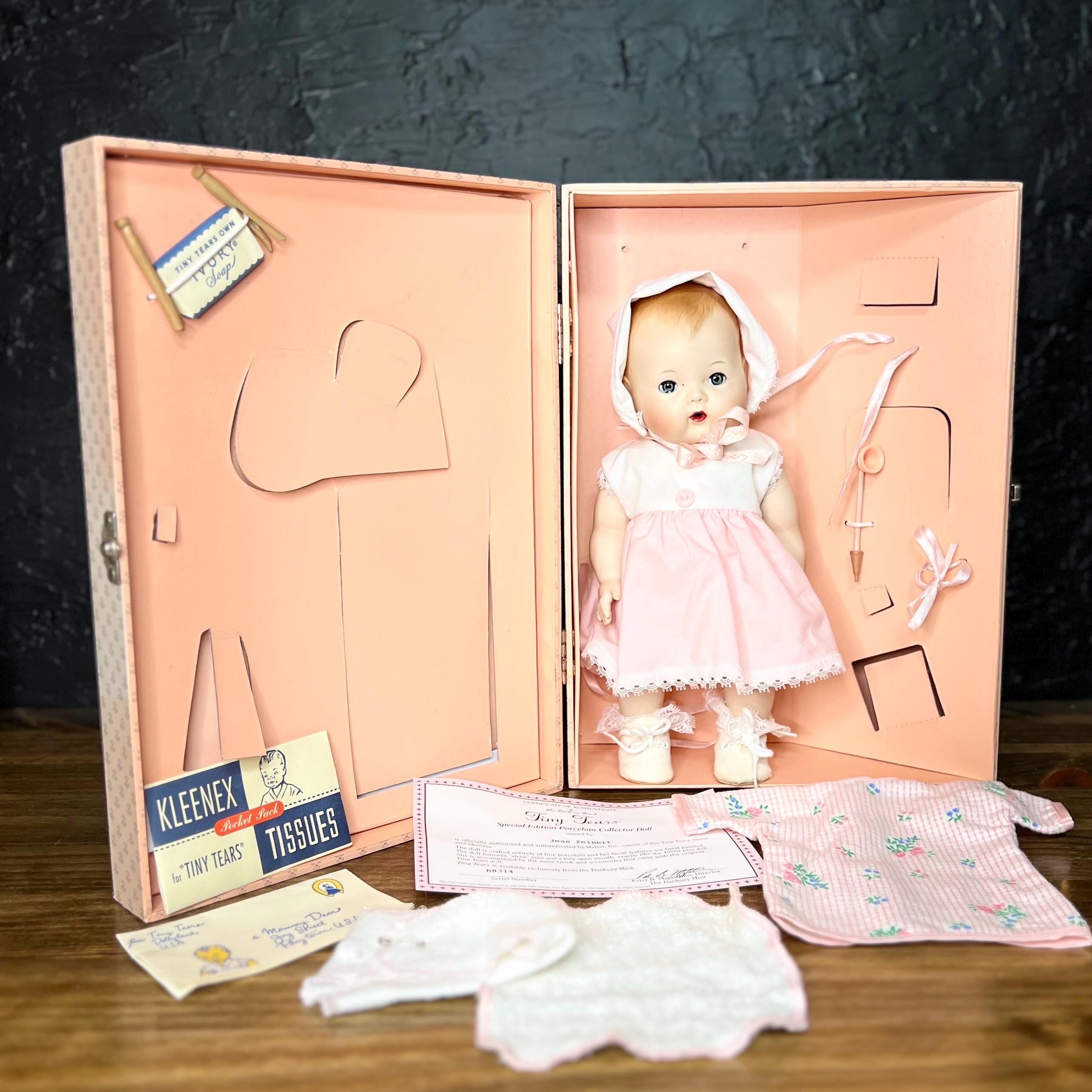 Vintage Tiny Tears Poreclain Baby In Trunk, Babydoll Accessories
