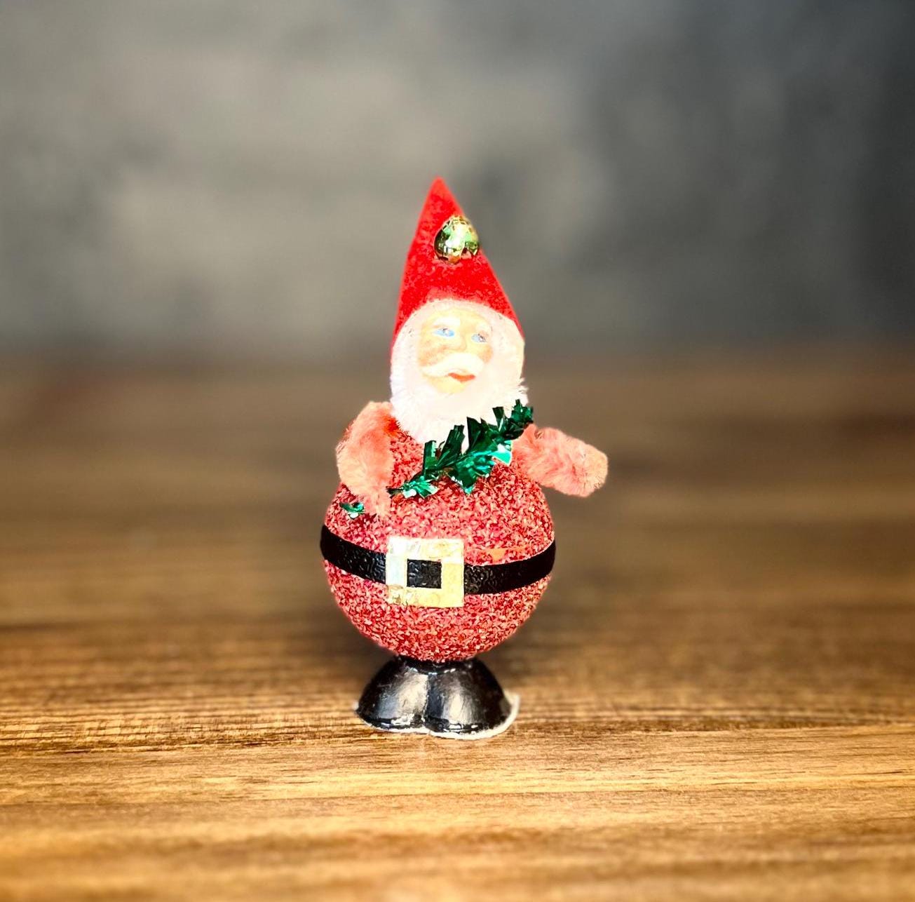 ヴィンテージ発泡スチロール製サンタクロース、丸い体のサンタ、レトロ