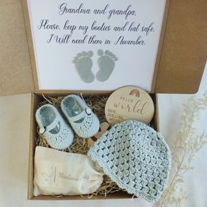 Baby Announcement Gift Set: Crochet Booties & Beanie, Grandparent Reveal