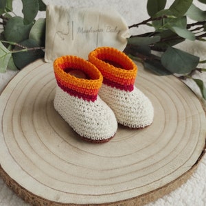 Süße Neugeborene und Mama Überraschung, Neugeborenen Essentials Korb: Charmante Babyparty Geschenkidee, Personalisierte Neugeborene Booties Box, Baby Geschenk