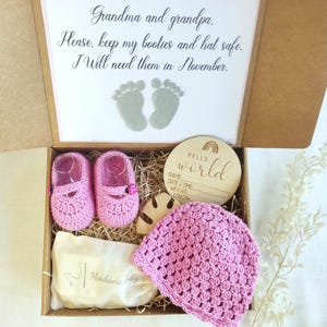 Grandparent Pregnancy Reveal Gift Set: Crochet Booties & Hat