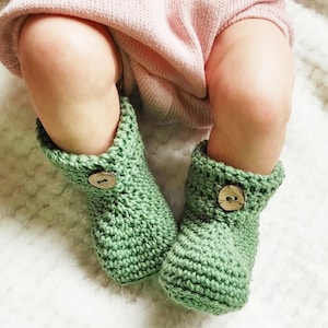 G ender neutral booties, Green crochet booties, crochet baby booties, crochet baby shoes, green crochet shoes, unisex baby gift, Baby gift