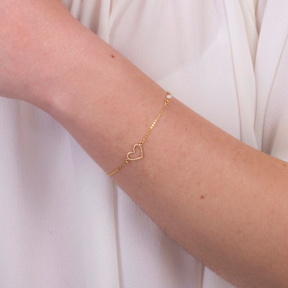 Solid Gold Bracelet 9k-14k,handmade Pearl Bracelet,minimal,modern,tiny,dainty  Bracelet. 