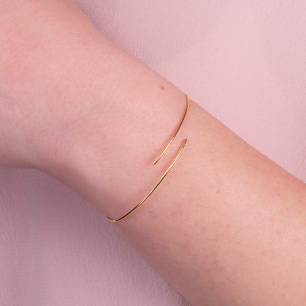 Wrap Cuff Bracelet/Bypass Open Bangle Solid Gold 9K-14K-18K/Stacking Minimalist Bracelet/Open Front Edge Bracelet/Dainty Bracelet