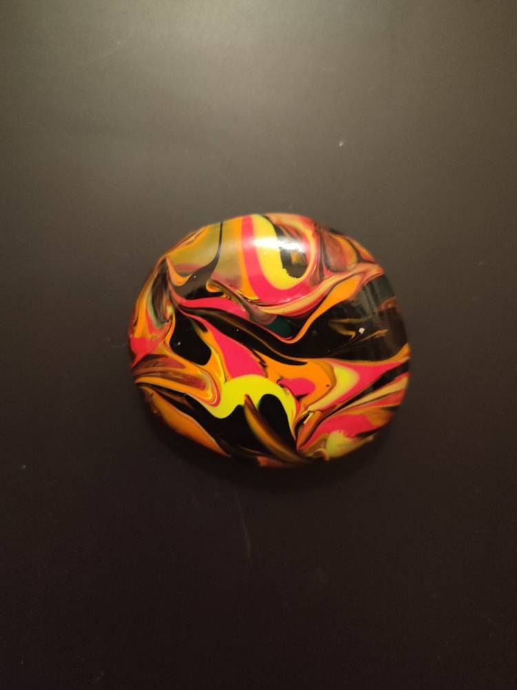 Magnet Couleur Pouring