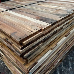 Reclaimed Pallet Wood, Recycled, Rustic Distressed Boards for DIY projects- Multiple Finishes Available image 8
