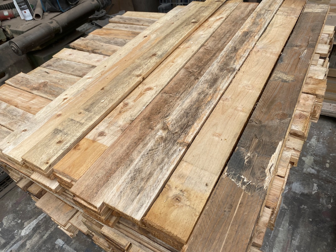5m2 Reclaimed & Recycled, Untreated Pallet Wood Timber Cladding DIY