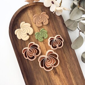Embossed Flower Polymer Clay Cutter, Earring polymer clay cutter, Dangle cutter / Polymer Clay Cutters / Jewellery Tools / Earring Making