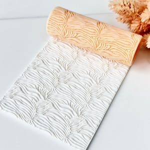 Polymer Clay Texture Roller – Flowing Wave Pattern – Clay Tool for Earrings & Jewelry – R-153