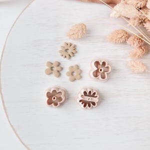 Juego de cortadores de arcilla polimérica, formas de mini pendientes de flores, herramienta de corte de arcilla para la fabricación de joyas, diseño floral ZI-26