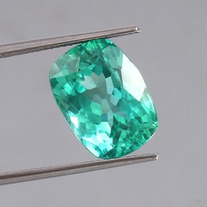 AAA Flawless  Sapphire Cut Green Ceylon Gemstone Parti Sapphire Loose Radiant Cut Gemstone, Fine Quality Sapphire Pendant & Jewelry Making
