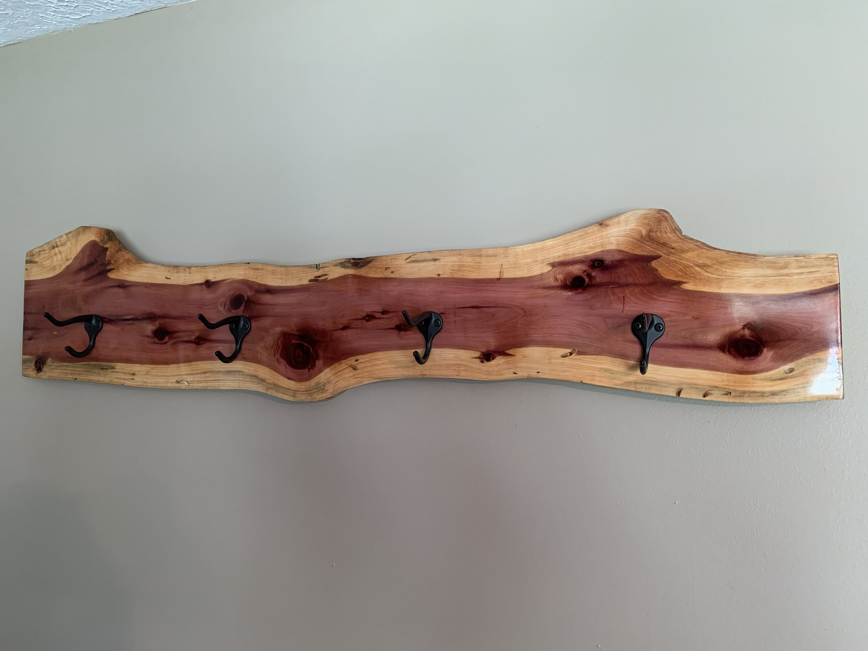Live Edge Knotty Red Cedar Rustic Hanging Wood Quilt Rack Wall Mount Cabin  Decor