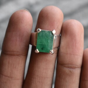 Natural emerald ring-925silver ring-engagement ring-emerald ring-green emerald ring-natural green emerald-anniversary ring-gemstone ring