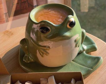 Frog on Lily Pad Cottagecore Ceramic Wax Melt Burner | Wax and Oil Burner | Cute Cottagecore Aesthetic Decor | Cottagecore Home Decor Gift