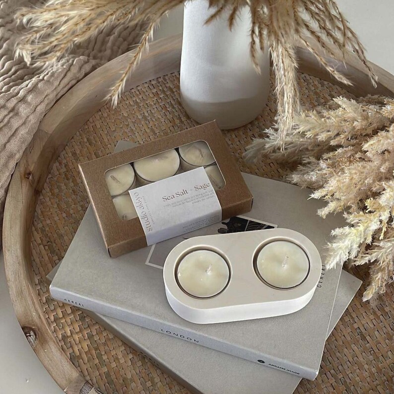 Handmade mini candles served into a lovely box of 6 tealight candles. Perfect for creating the coziest ambiance in your home and relax with the soft glow & exquisite non-toxic aromas. Handcrafted with 100% natural soy wax & high quality ingredients.