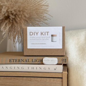 DIY Kit Scented Wood Wick Candle Making Kit | Scented Candle Making Kit | DIY Gift Box | Adult Craft Kit | Fun activity | Unique Craft Gift image 7