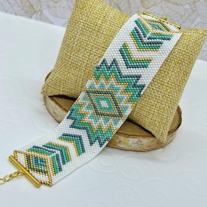 Miyuki beaded woven cuff bracelet/Women&#39;s party gift idea/Handmade peyote/Adjustable boho chic bracelet