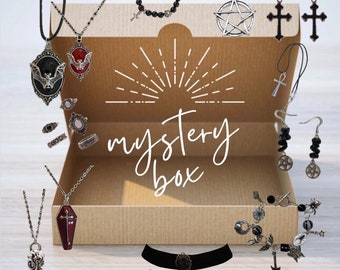Gothic jewellery mystery box <33 at least 3+ in each box (: