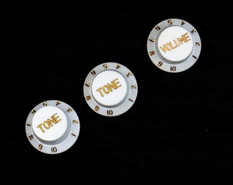 Strat style Guitar Control knobs Set ( 2 Tones, 1 Volume ), White/ gold