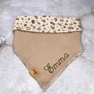 Personalized triangular scarf muslin neckerchief dog bandana dog bandana bandana in beige brown with animal print leopard look leopard for knotting