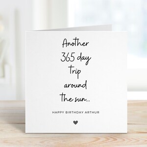 Minimalistische verjaardagskaart, eenvoudige verjaardagskaart, gelukkige verjaardag, 365 dagen rond de zon, kaart voor vriend, kaart voor familie, unieke verjaardag