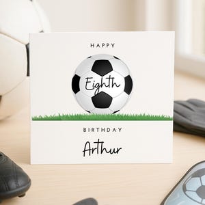 Carte d'anniversaire de football pour garçon, carte de football personnalisée pour 8e anniversaire, carte d'anniversaire pour enfants sur le thème du sport, carte de 8e anniversaire pour garçon