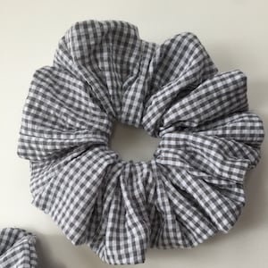 XL Scrunchie 100% Cotton, Seersucker Gray White Gingham, Light Gray Print, Bridal Shower, Birthday Party, Graduation