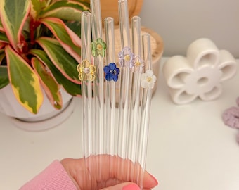 Flower Glass Straws: Eco-Friendly Reusable Drinkware